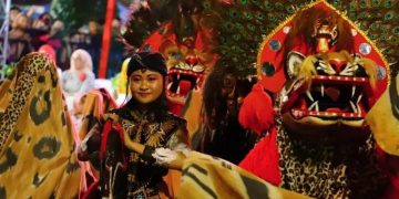 Salah satu peserta Festival Karnaval Budaya di Alun-alun Kudus, Jawa Tengah.(ANTARA/HO-Pemkab Kudus.)