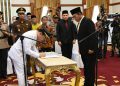 Ahdi Muqsith saat Dilantik Sebagai Wabub Bintan di Gedung Daerah Tanjungpinang, foto: Mael/detak.media