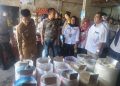 Tim Satgas Pangan Tanjungpinang saat Mengecek Harga Beras SPHP di Gudang CV Adil Mitra Sembada: foto: Mael/detak.media