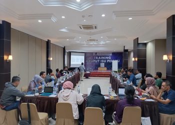 25 Jurnalis dari Berbagai Daerah saat Mengikuti Training Liputan Isu Pemilu di Tanjungpinang, foto: Mael/detak.media