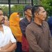 Para Pedagang saat Mendatangi Rumah Pribadi Gubernur Kepri, foto: Mael/detak.media