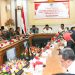 Rapat koordinasi (Rakor) Forum Koordinasi Pimpinan Daerah (FORKOPIMDA) dan Pemerintah Kabupaten/Kota se Provinsi Kepulauan Riau di ruang rapat Lt 2 Kantor Bupati Natuna,Foto: Diskominfo Kepri