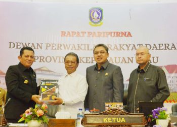 Rapat Paripurna Dewan Perwakilan Rakyat Daerah (DPRD) Provinsi Kepri di Balairung Wan Seri Beni Dompak,Foto: Biro Adpim