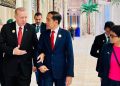 Presiden Jokowi didampingi Menlu Retno Marsudi bertemu dengan Presiden Turki Recep Tayyip Erdogan,, di sela-sela KTT Luar Biasa OKI, di KAICC, Riyadh, Arab Saudi, Sabtu (11/11/2023). (Foto: BPMI Setpres)