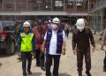 Walikota Blitar Santoso saat monitoring pembangunan SMPN 6, foto: Dani ES/detak.media
