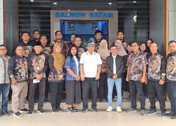 kunjungan kerja Menkominfo ke Balai Monitor (Balmon) Spektrum Frekuensi Radio Kelas II Batam, foto: kepriprov.go.id