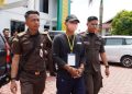 Penyidik Kejati Kepri saat Menjebloskan Tersangka AF ke Rutan Tanjungpinang, foto: Mael/detak.media