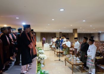 Hasan saat Melantik 56 Dewan Hakim dan Juri MTQH Tanjungpinang ke 18, foto: Mael/detak.media