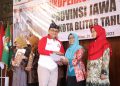 Slamet Sutanto sebagai Ketua Dekopinwil Jawa Timur saat memberikan apresiasi ke insan penggerak koperasi, foto: Dani ES/detak.media