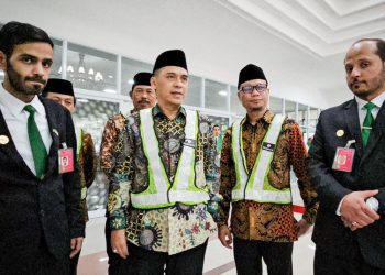 Wamenag tinjau keberangkatan jemaah di Embarkasi Solo, foto: Romadaniel/kemenag.go.id