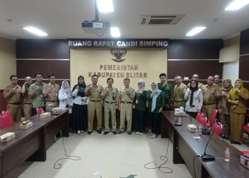 Bappedalitbang dan OPD terkait saat monev terkait sanitasi bersih program BLITAR BISSA.