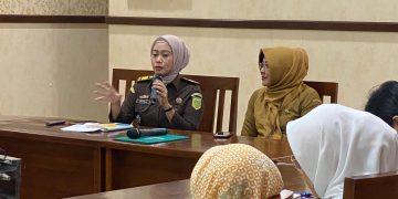 RSUD Ngudi Waluyo Wlingi menghadirkan narasumber dari Kejaksaan Negeri Kabupaten Blitar untuk mensosialisasikan undang-undang kesehatan terbaru UU No. 17 Tahun 2023.