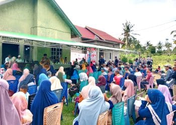 Suasana kampanye pasangan Cermin di Desa Gunung Putri