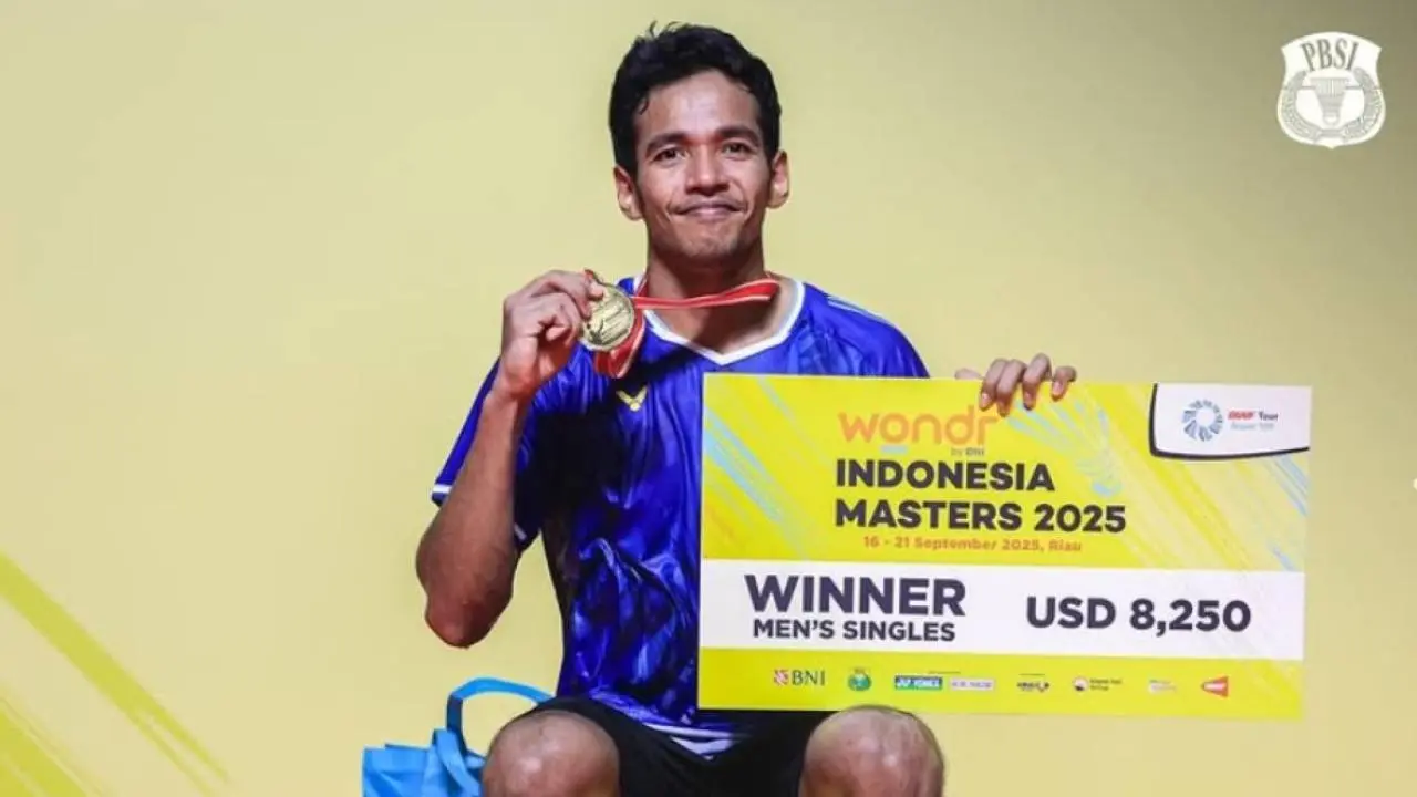Chico Aura Dwi Wardoyo Raih Gelar Juara Indonesia Masters Super 100 2025