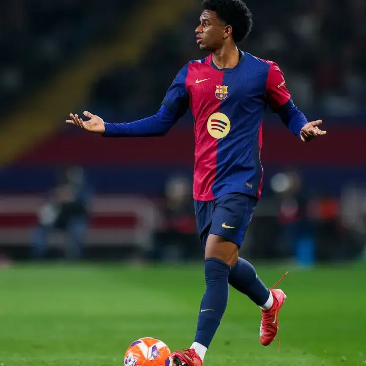Alejandro Balde Dipastikan Pulih dan Siap Perkuat Barcelona Lawan PSG di Liga Champions