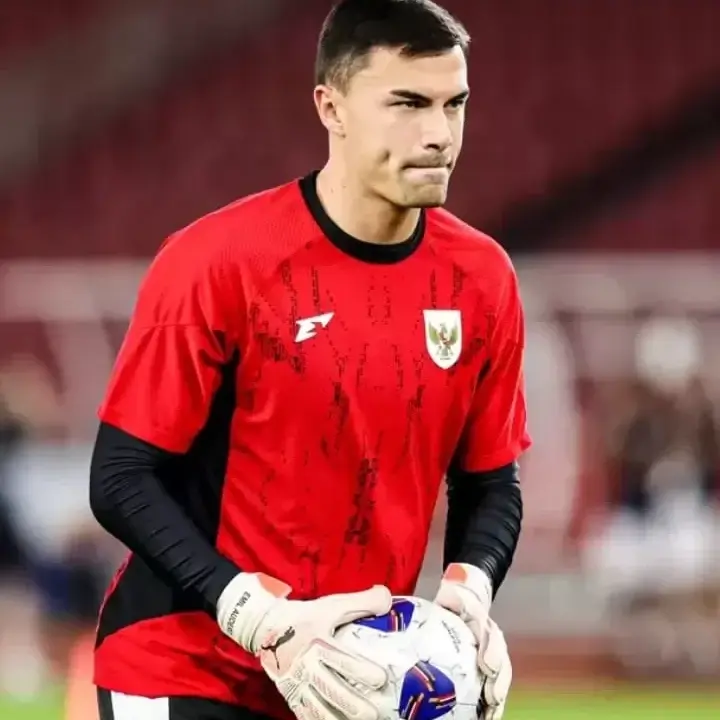 Komposisi Tiga Kiper Timnas Indonesia di Kualifikasi Piala Dunia 2026: Apakah Maarten Paes Masih Jadi Pilihan?