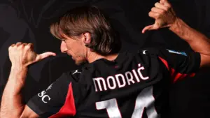 Penampilan Impresif Luka Modric Lawan Napoli: 40 Tahun Masih Berlari Tanpa Lelah
