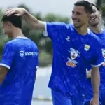 Thom Haye Tegaskan Persib Tetap Fokus Meski Laga Lawan Persita Dipindah ke Bali