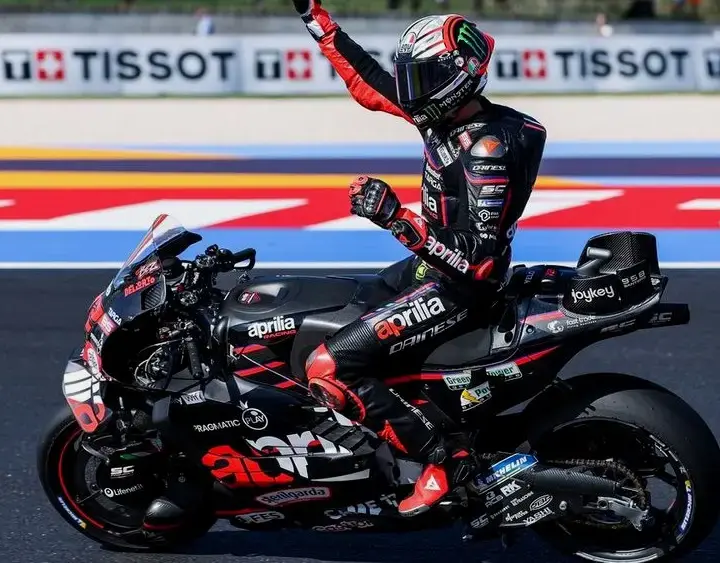 Bezzecchi Pukul Mundur Marquez di Mandalika, Aprilia Dominasi Sesi Practice