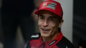 Akibat Cedera Bahu, Marc Marquez Bakal Akhiri Musim MotoGP 2025?