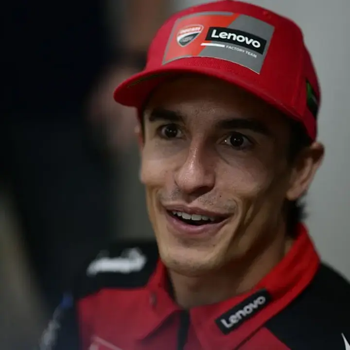Akibat Cedera Bahu, Marc Marquez Bakal Akhiri Musim MotoGP 2025?
