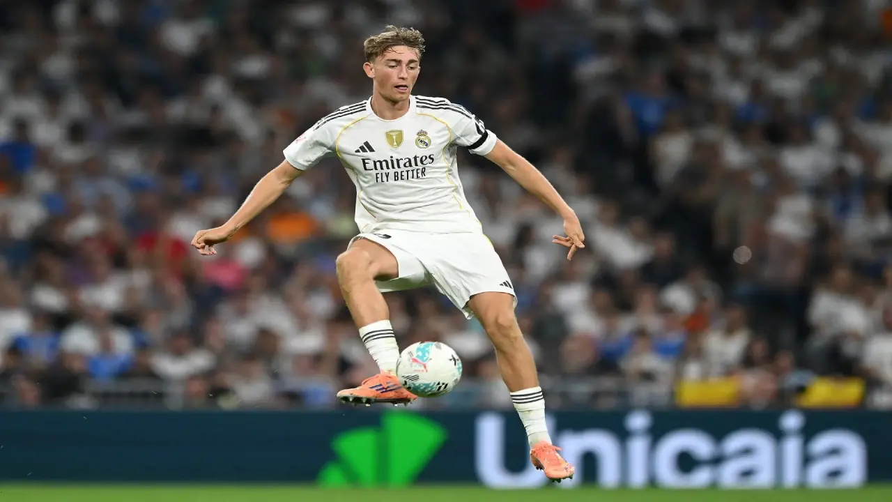 Dean Huijsen Siap Kembali Perkuat Real Madrid Di El Clasico Lawan Barcelona