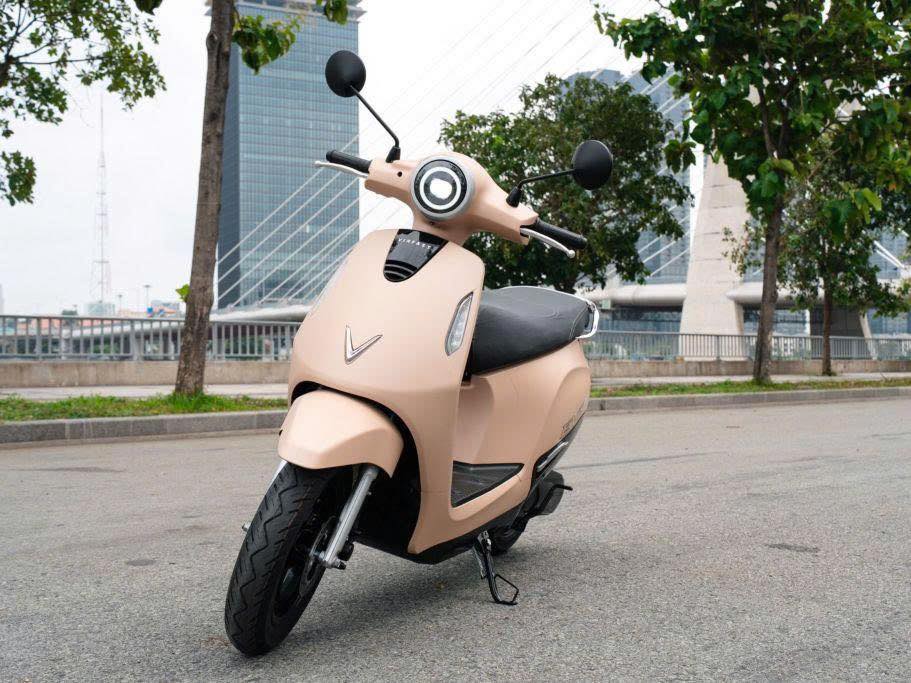 Desain Vinfast Evo Grand