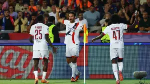 Drama PSG di Liga Champions: Tak Meyakinkan, Tapi Menang 2-1 atas Barcelona