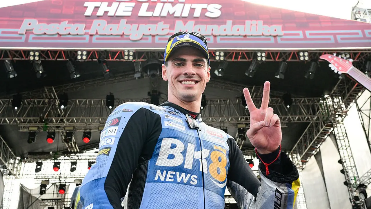 Duo Gresini Bersinar Ducati Alami Nasib Buruk Di Motogp Mandalika 2025