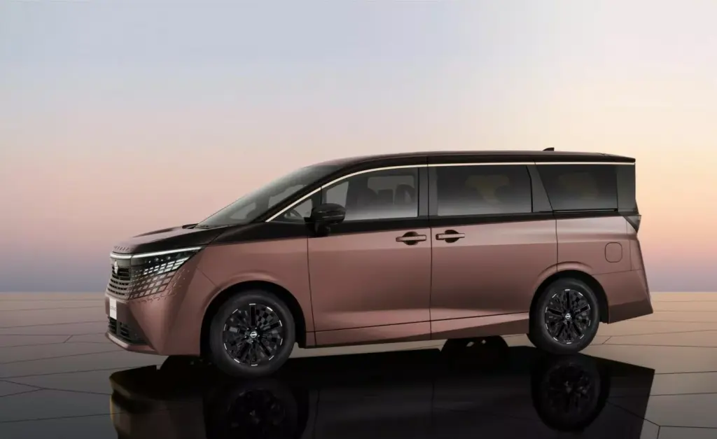 Eksterior Nissan Elgrand 2026