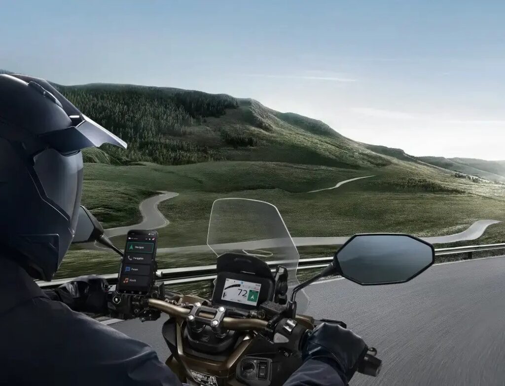 Fitur Roadsync Honda Adv160