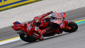 Francesco Bagnaia Rebut Pole Position di Kualifikasi MotoGP Malaysia 2025