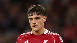 Giovanni Leoni Targetkan Cepat Pulih dan Kembali Bela Liverpool