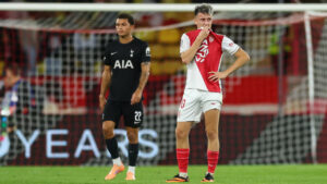 Guglielmo Vicario Jadi Penyelamat, Tottenham Tahan Imbang AS Monaco di Liga Champions