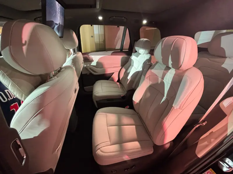 Interior Denza N8l 2025