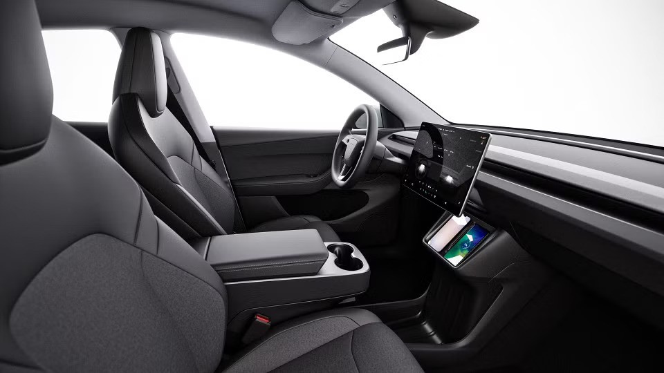Interior Tesla Model Y Standard