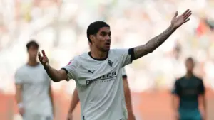 Kevin Diks Optimistis Monchengladbach Raih Kemenangan  Perdana di Kandang Union Berlin
