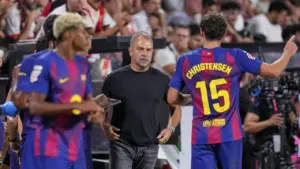 Kartu Merah Hansi Flick Picu Amarah Presiden Barcelona: “Keputusan Tak Masuk Akal!”