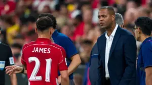 Kluivert Tutup Rapat Rencana Taktik Timnas Indonesia Jelang Lawan Irak