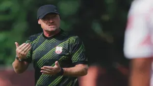 Komentar Bijak Peter de Roo Setelah Patrick Kluivert Didepak dari Timnas Indonesia