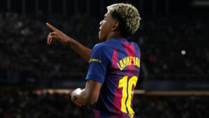 Lamine Yamal Ukir Rekor Baru Saat Barcelona Hancurkan Olympiacos di Liga Champions