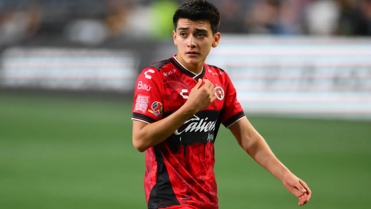 Persaingan Panas! Barcelona Dan Real Madrid Berebut Bintang Muda Meksiko