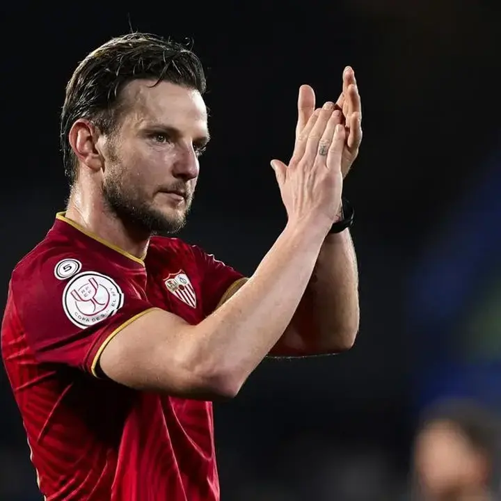 Rakitic Ungkap Penyesalan Terbesar dalam Karier: Tolak Ajakan Ronaldo ke Juventus