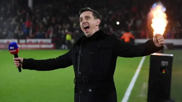 Situasi Memanas, Ruben Amorim Balas Sindiran Gary Neville soal Kritik Manchester United