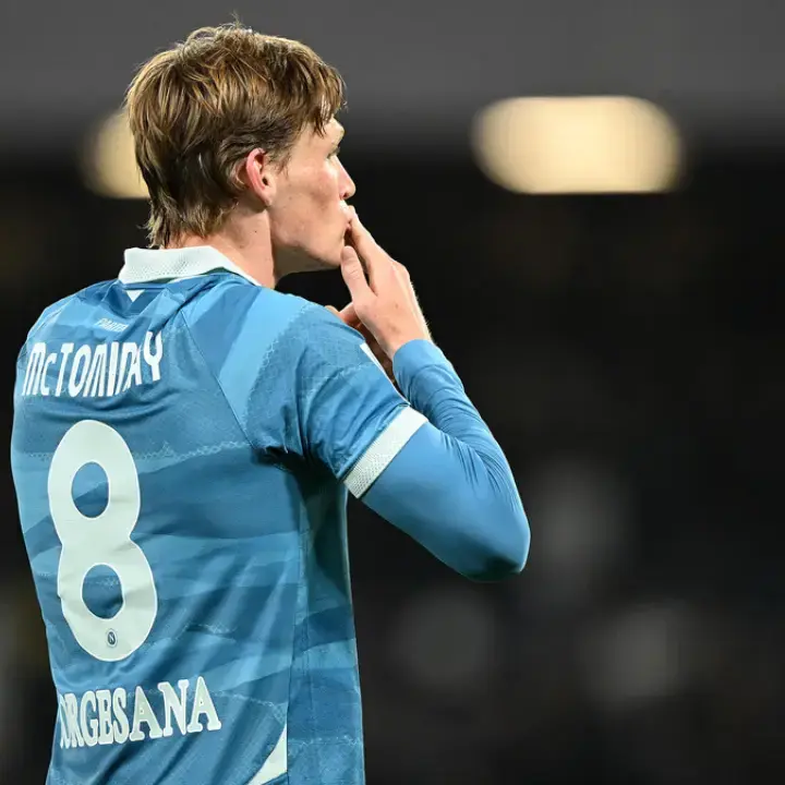 Scott McTominay Mulai Tak Betah di Italia, Pertimbangkan Pulang ke Liga Inggris