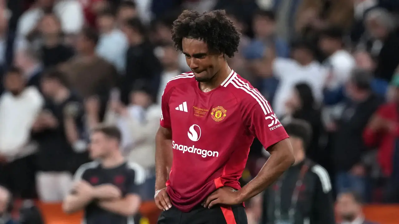 Sevilla Siapkan Langkah Konkret Untuk Datangkan Joshua Zirkzee Dari Manchester United Di Januari 2026