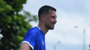 Thom Haye Ungkap Kerinduan Rumah Setelah Sebulan Berseragam Persib Bandung