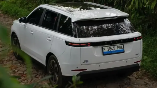 Alasan Sunroof Jaecoo J5 Ev Tak Bisa Dibuka