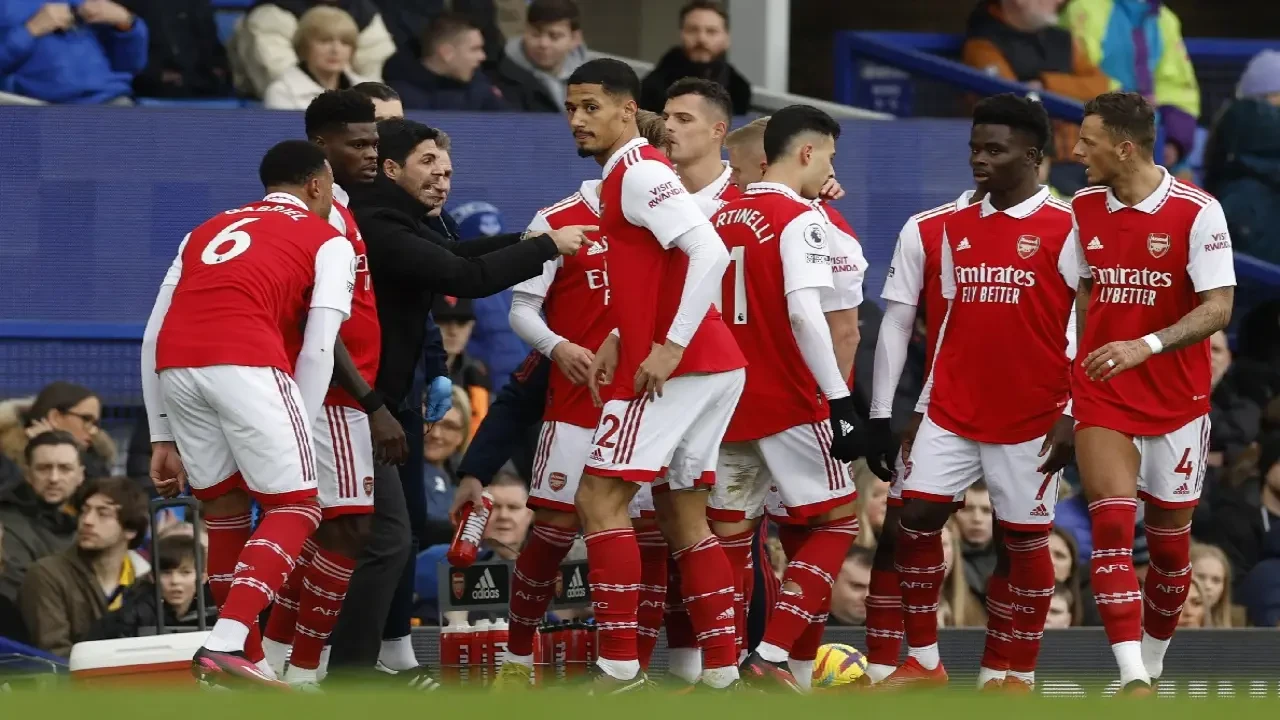 Arsenal Jadi Kandidat Terkuat Untuk Mengangkat Trofi Liga Champions 2025 2026