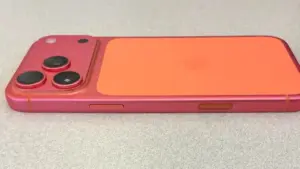Waduh, Pengguna iPhone 17 Pro Keluhkan Warna Cosmic Orange Memudar Jadi Pink!